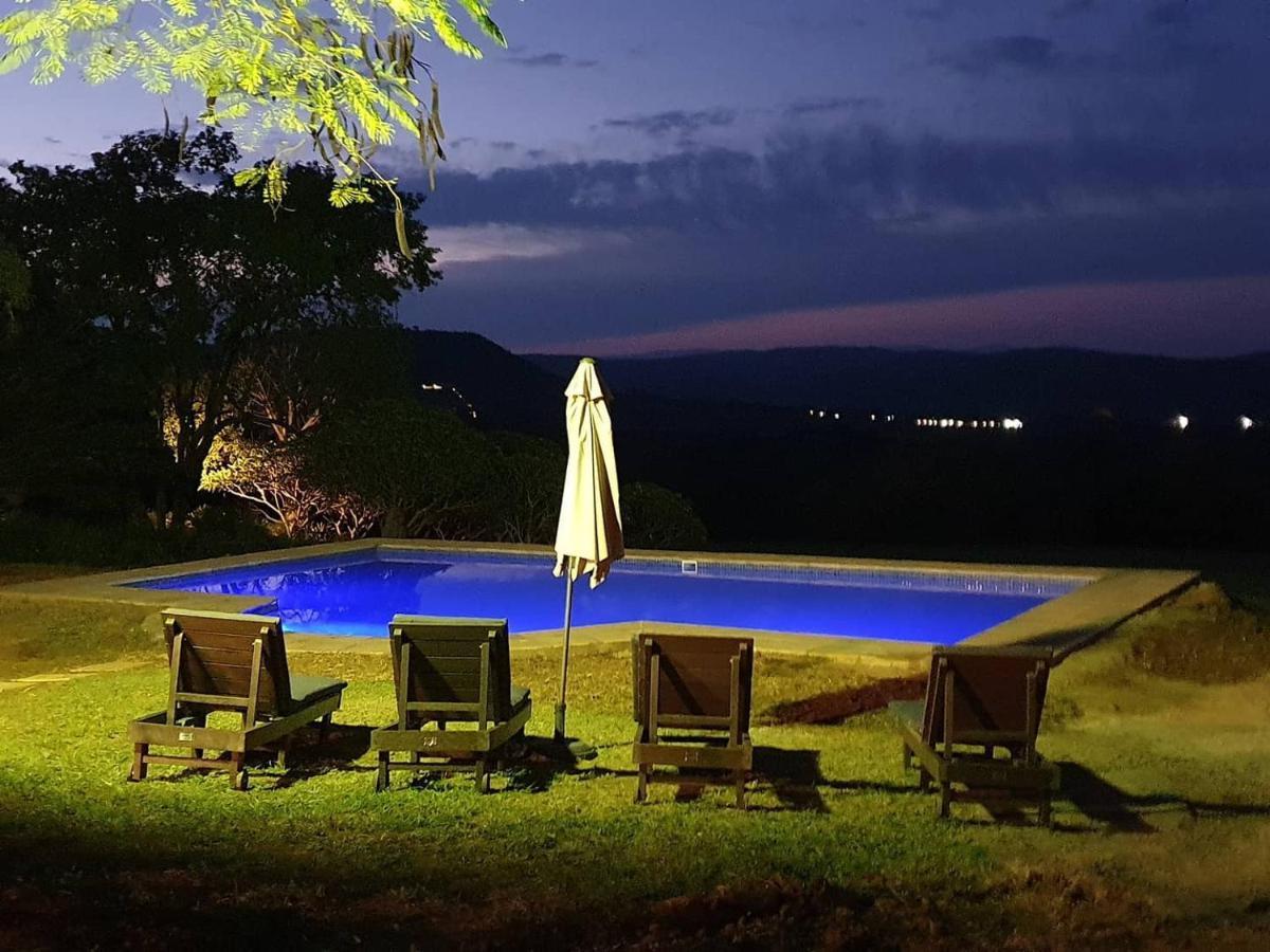 האזיביו Rissington Inn מראה חיצוני תמונה